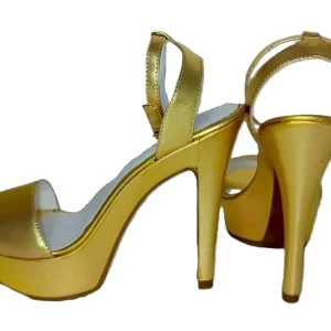 SANDALIA DE TACON  DORADO MODELO 2921