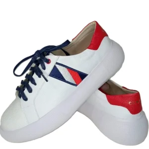 Zapatillas Deportivas Blancas para Dama con Detalles en Rojo y Azul Marino - Modelo 4827