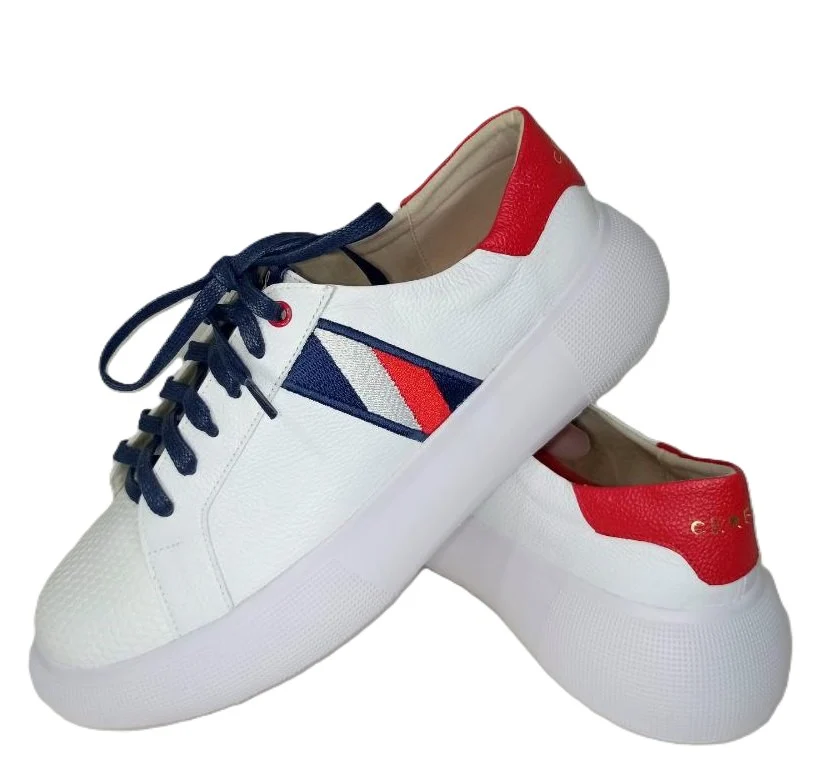 Zapatillas Deportivas Blancas para Dama con Detalles en Rojo y Azul Marino - Modelo 4827 - Imagen 2