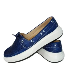 Mocasines Náuticos para Dama en Cuero Azul Marino – Modelo M2100, Comodidad y Estilo Casual.