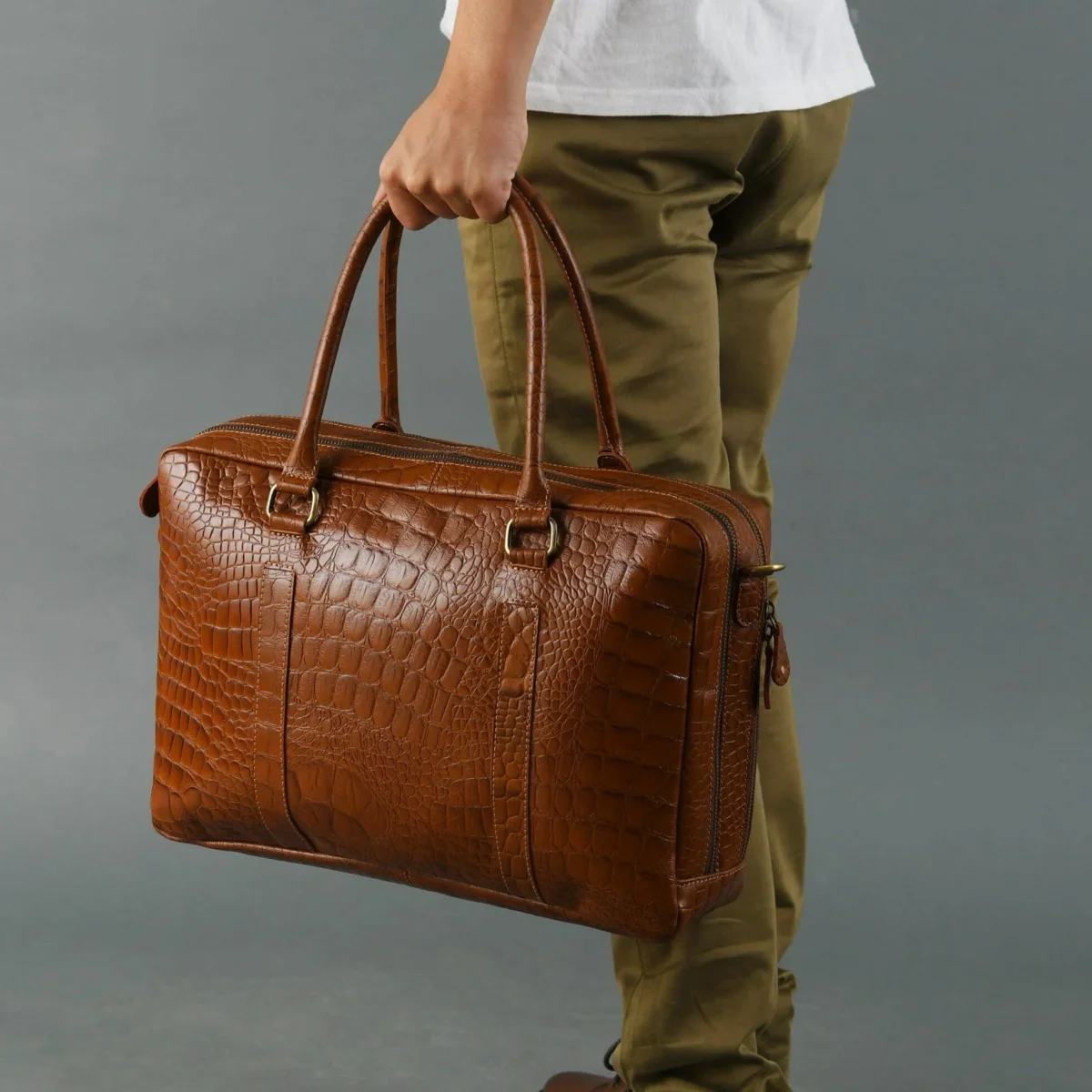 Easton Premium Buffalo Leather Laptop Office Briefcase - Imagen 3