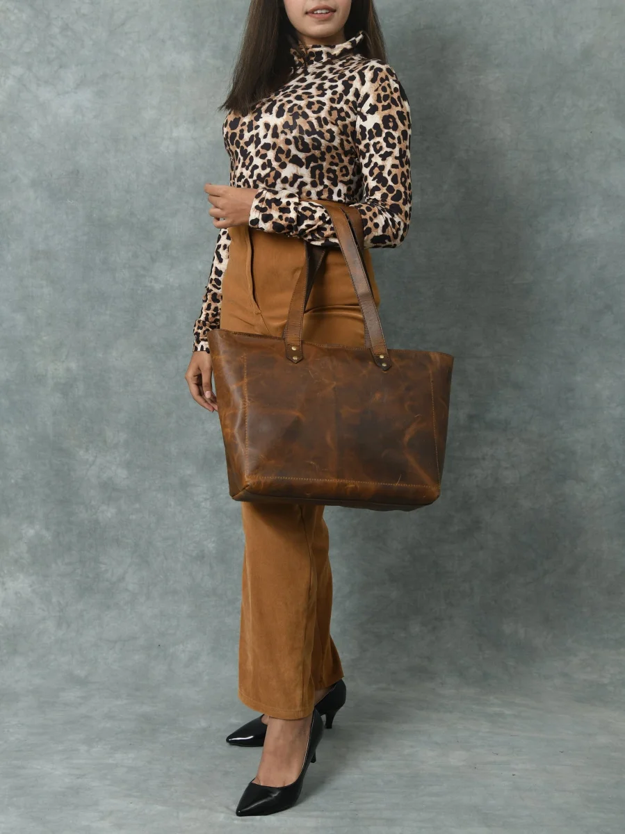 Essential Work Tote - Brown - Imagen 4