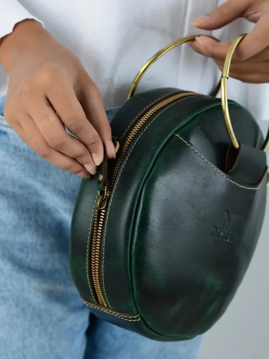 Rosie Sling Circle Bag - Imagen 4