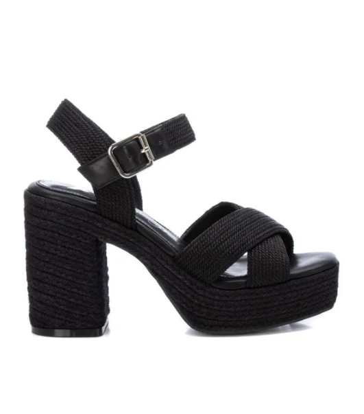 SANDALIA DE TACON COLOR NEGRO MODELO 142741 - Imagen 3