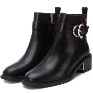 BOTIN DE TACON COLOR NEGRO MODELO 143103