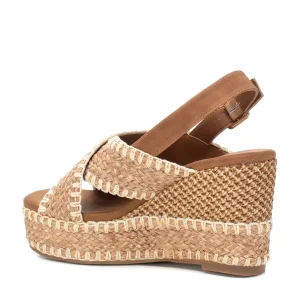 SANDALIA DE TACON TAUPE MODELO 143821 XTI