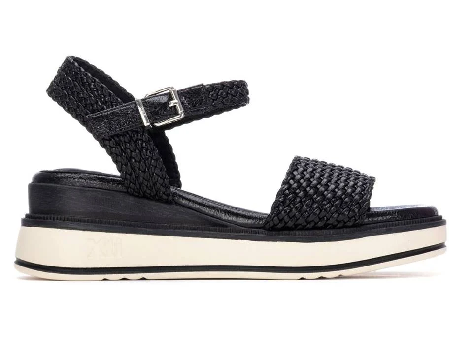SANDALIA DAMA COLOR NEGRO MODELO 145251