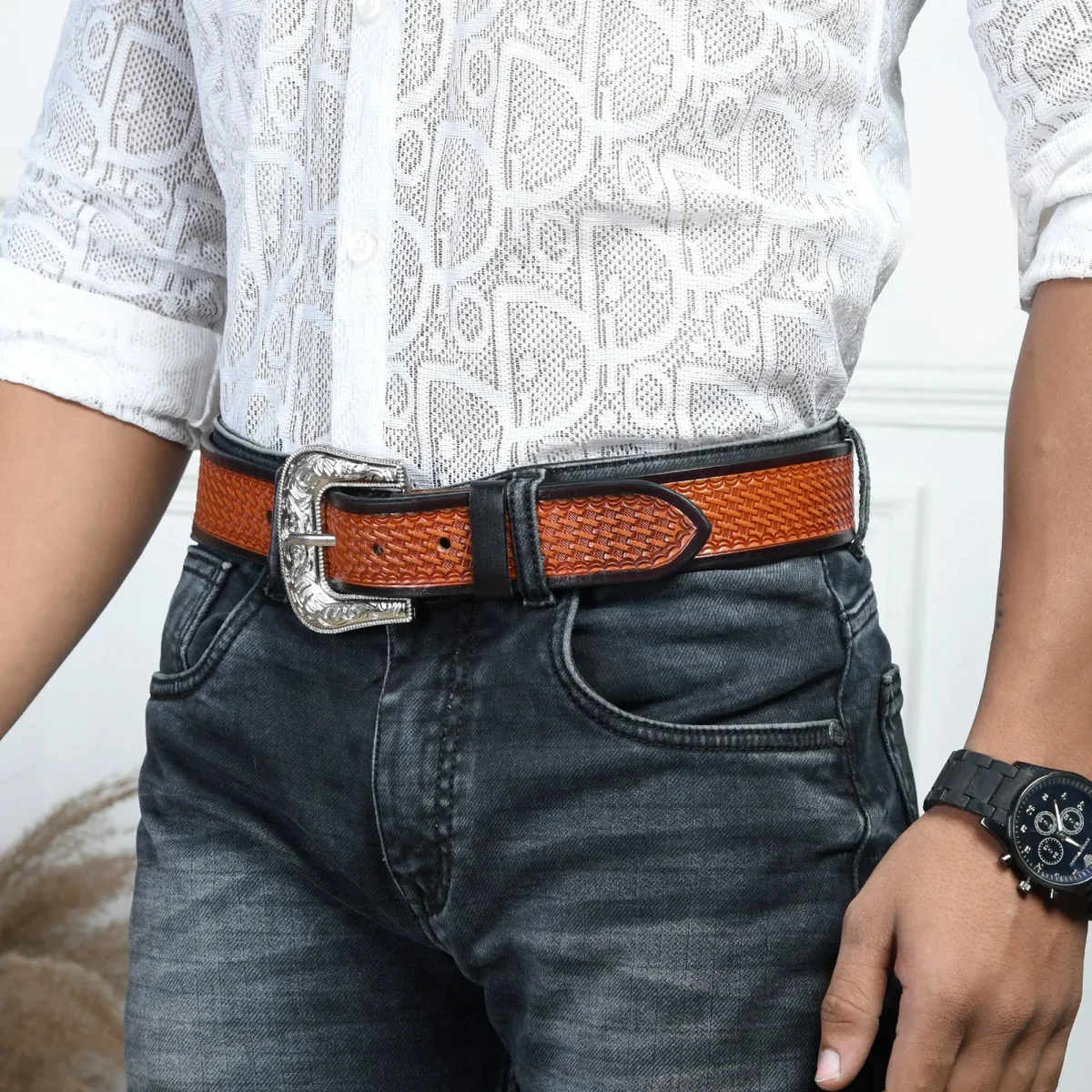 Classic Western Leather Belt - Imagen 3