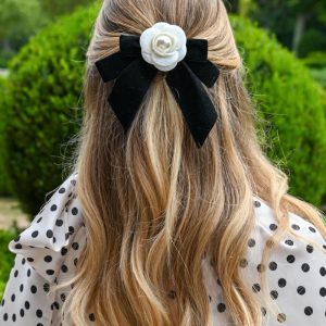 Pasador Camelia/Perla terciopelo