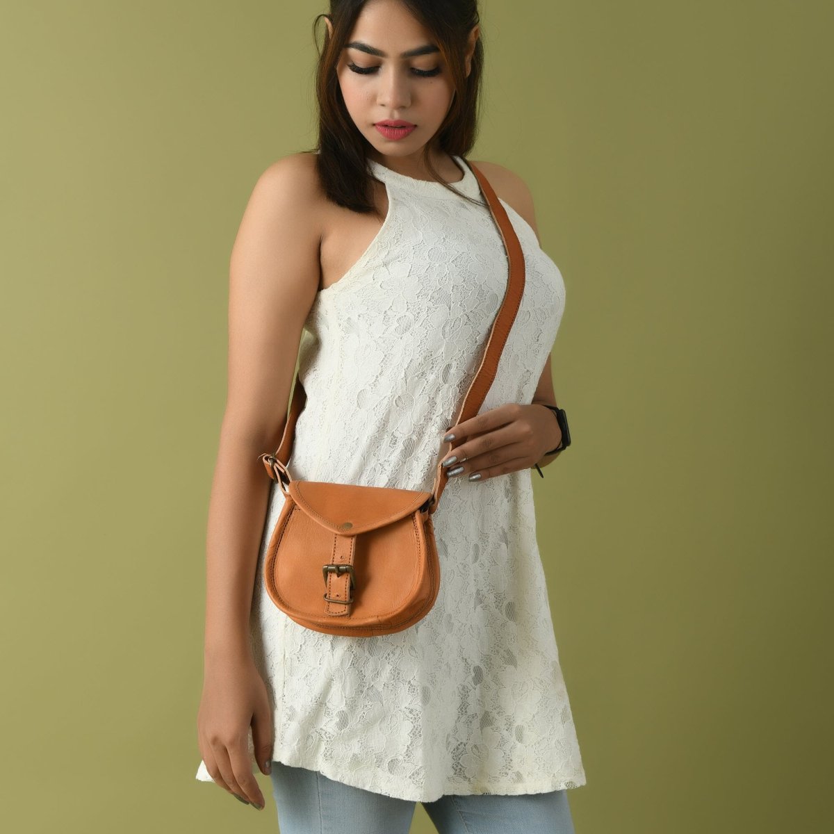 Lara Crossbody Sling Bag - Imagen 4