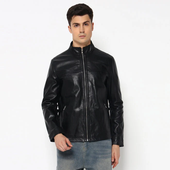 Men’s Sleek Black Leather Jacket - Imagen 2