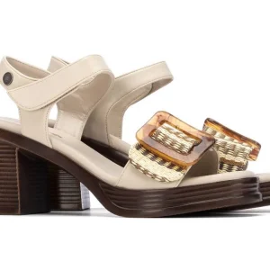 SANDALIA DE TACON COLOR BEIGE MODELO 175027