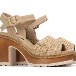 SANDALIA DE TACON COLOR TAUPE MODELO 175281