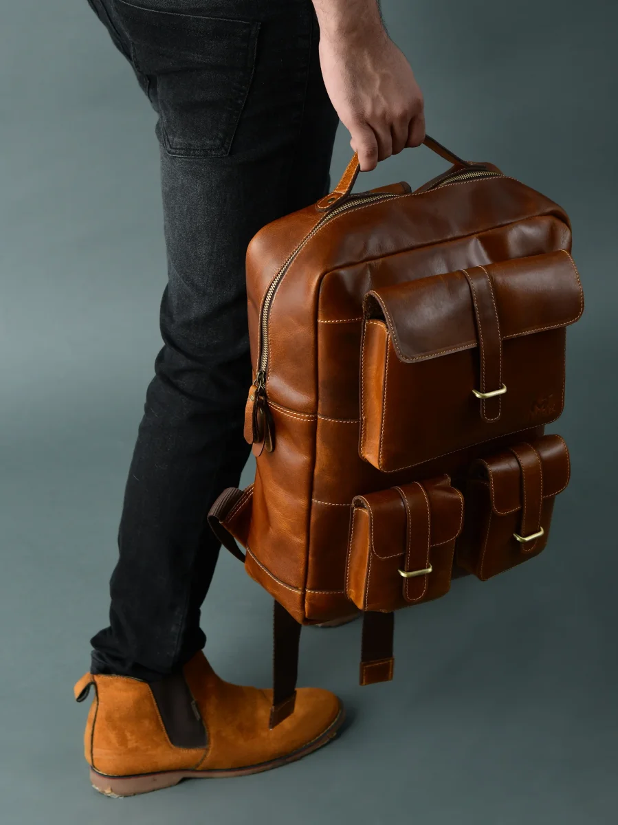 Tan Portland Laptop Backpack - Imagen 5