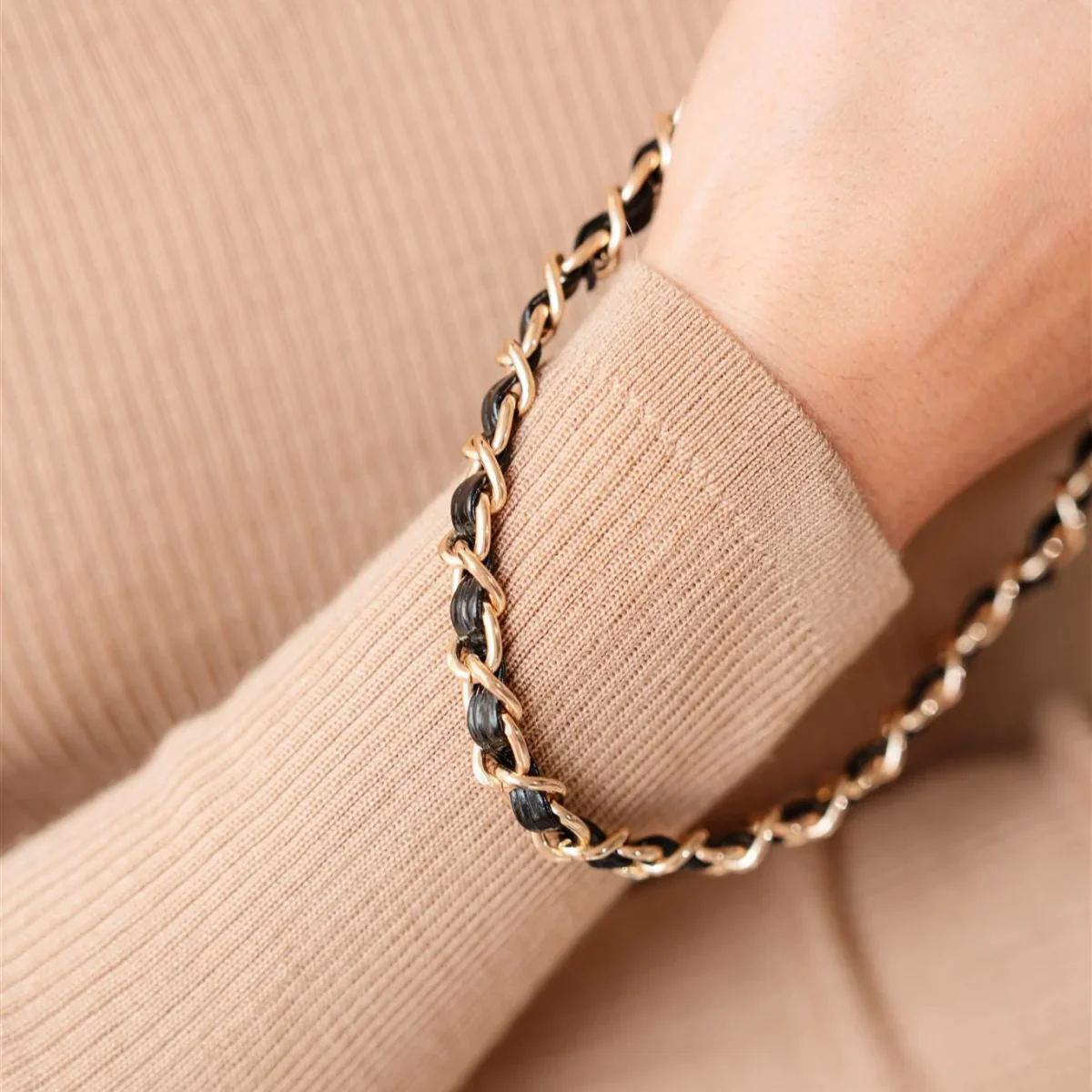 Phone Charm | Italian | Noir Gold - Imagen 3