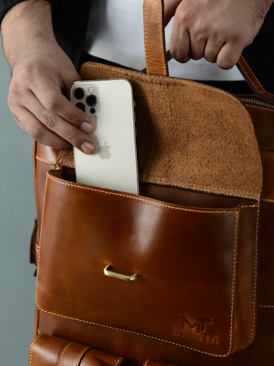 Tan Portland Laptop Backpack - Imagen 7