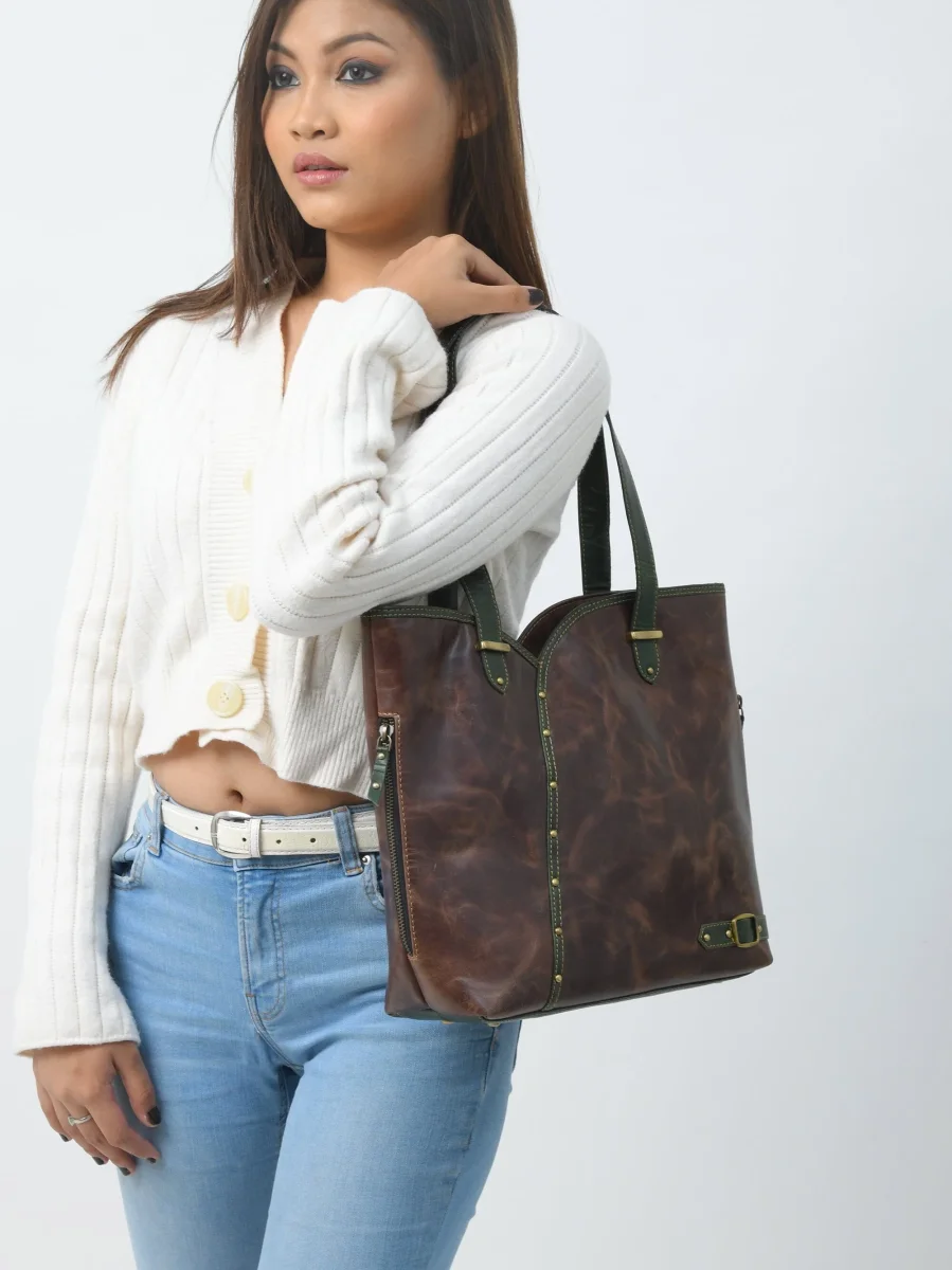 The Riley Handbag - Brown - Imagen 3