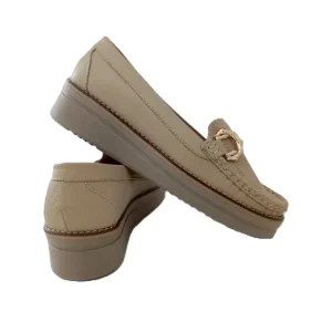 MOCASIN DAMA  BEIGE MODELO 2712