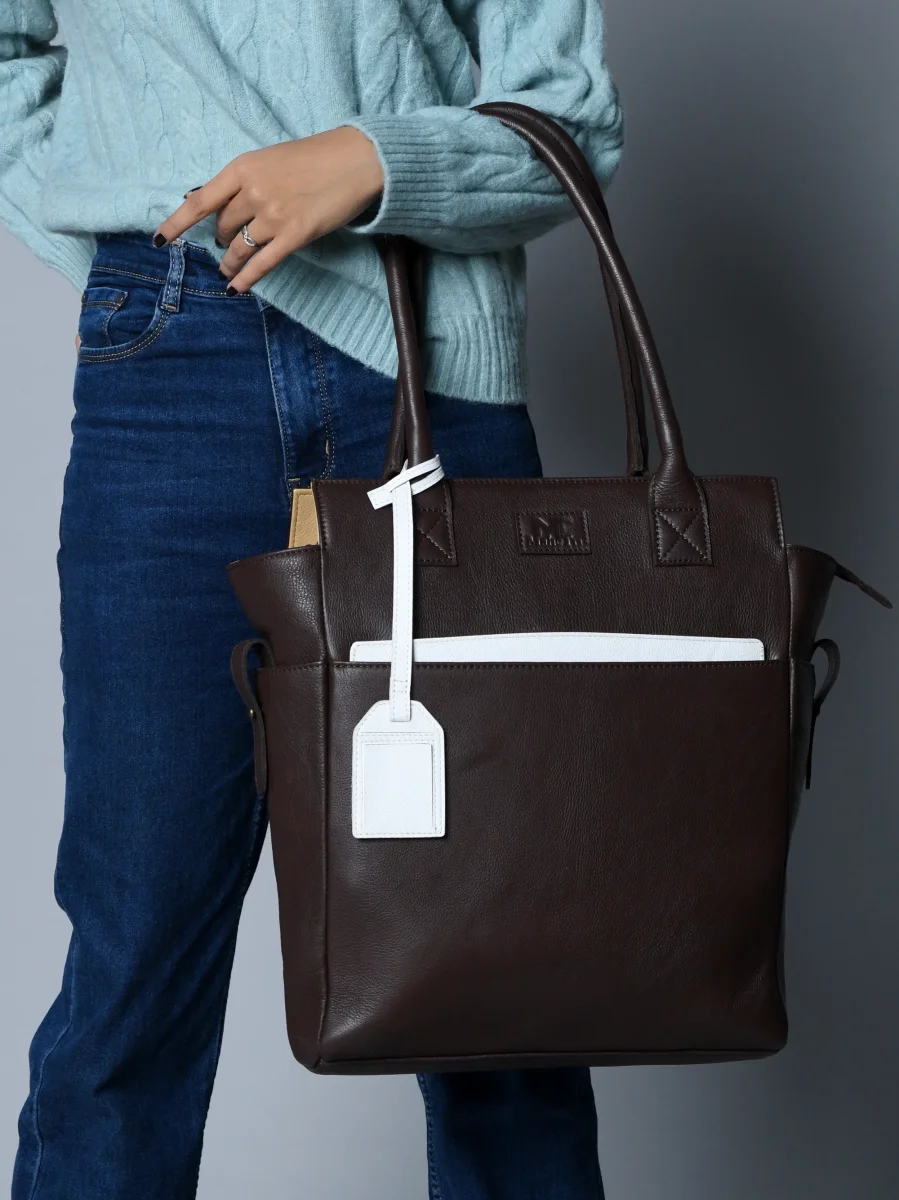 Chestnut Charm Brown Leather Tote - Imagen 6