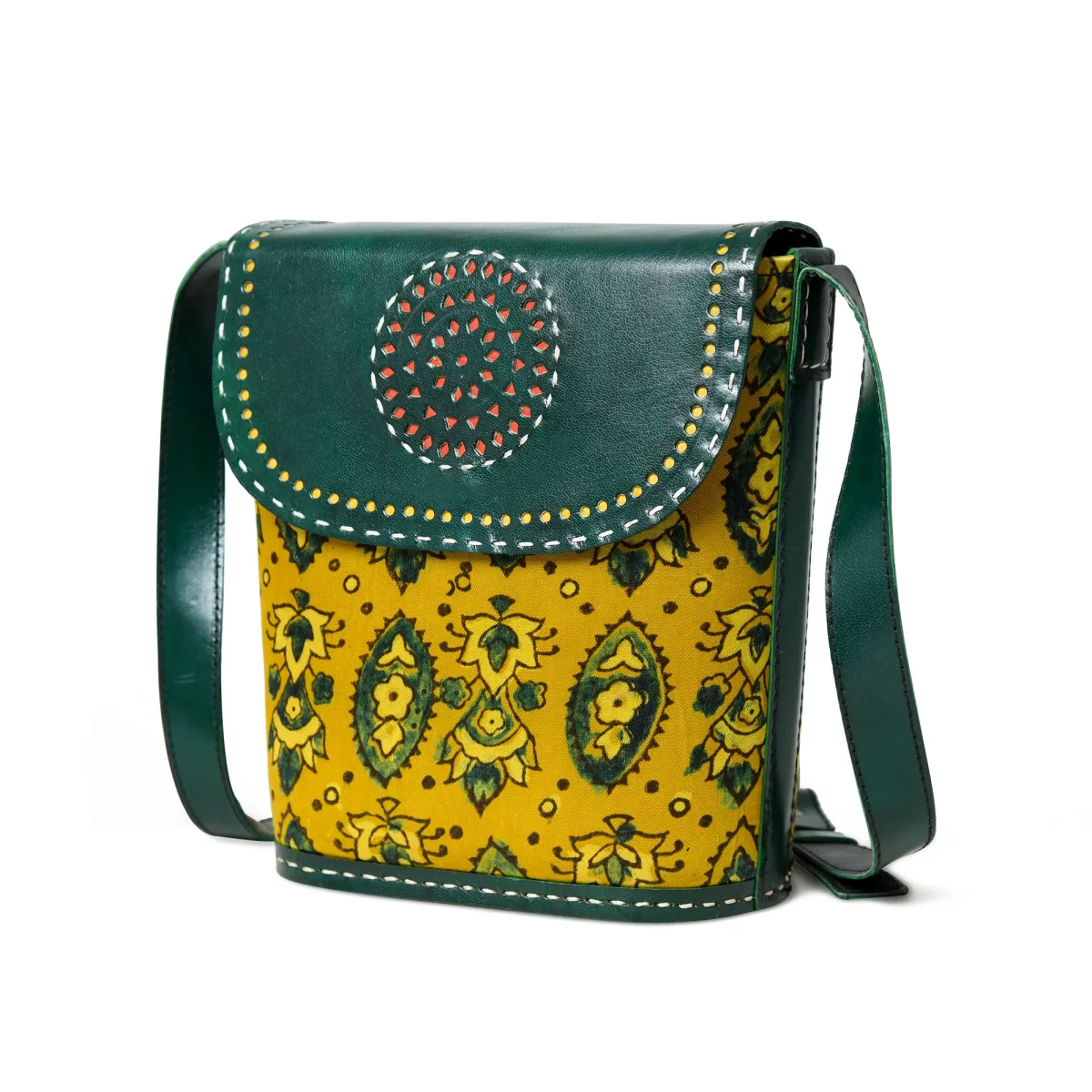 Vibrant Heritage Ajrakh Satchel - Imagen 2