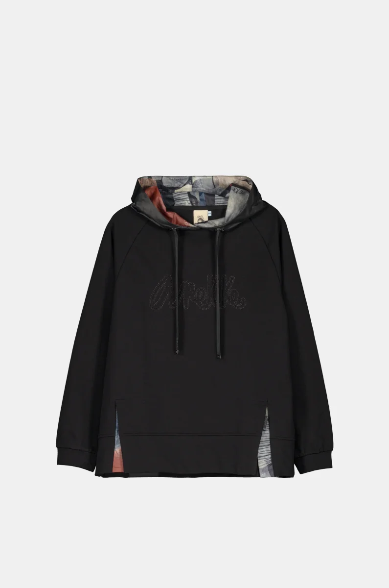 Sudadera negra con capucha - Imagen 2
