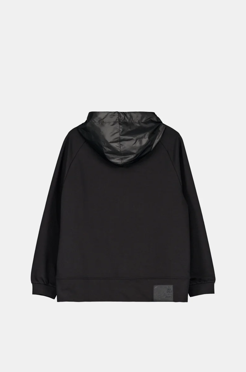 Sudadera negra con capucha - Imagen 3