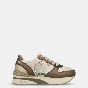 Deportivos beige y cobre