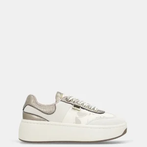 Deportivos beige