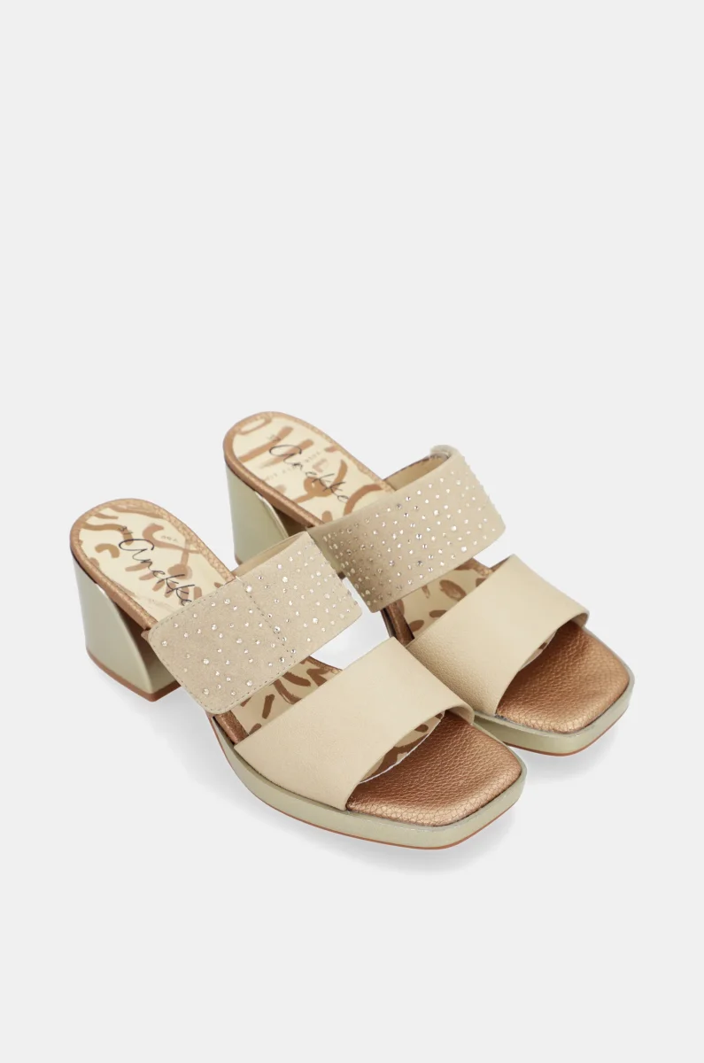 Sandalias con tacón beige con strass - Imagen 4