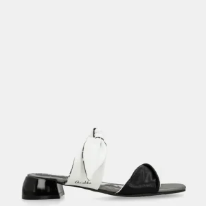 Sandalias con tacón y nudo Bloom