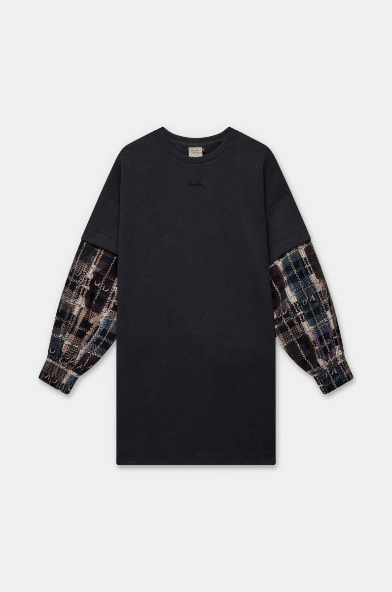 Vestido oversize con mangas estampadas