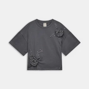 Camiseta gris con aplicación floral