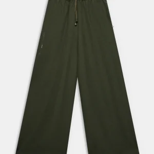 Pantalón fluido de corte amplio