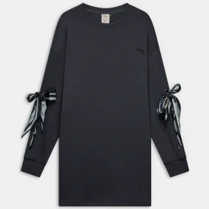 Vestido oversize con lazos en mangas