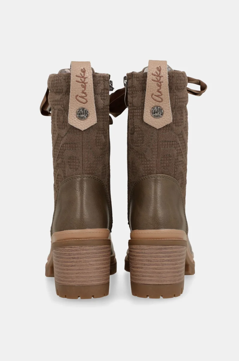 Botas con cordoneras marrones - Imagen 4