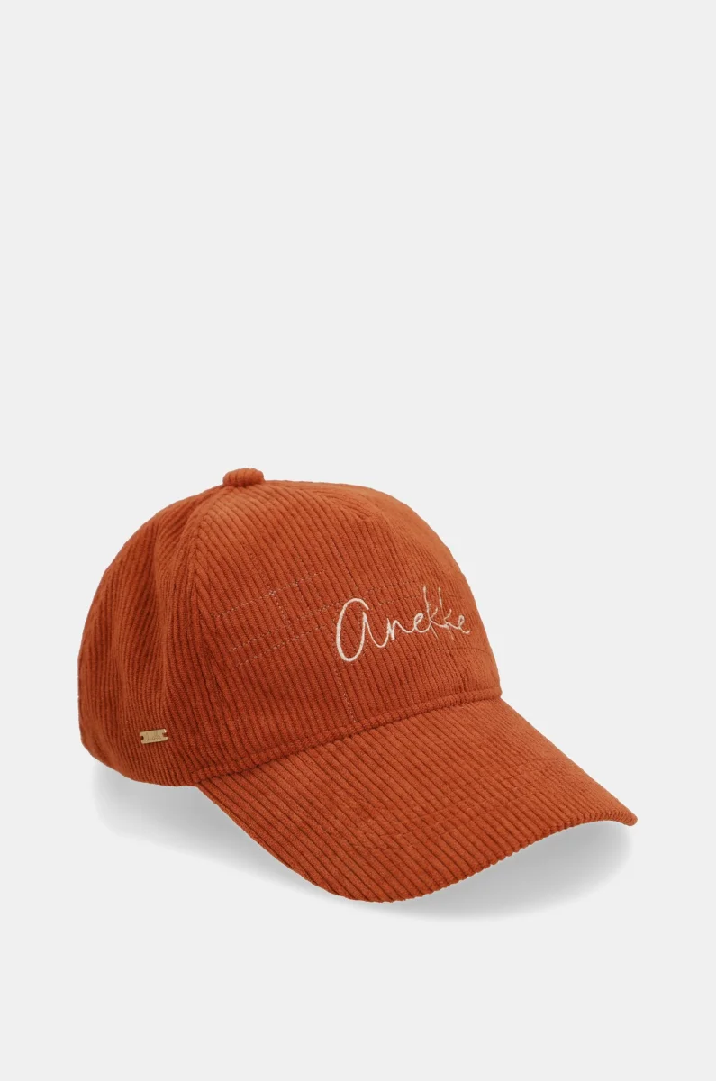 Gorra naranja de pana