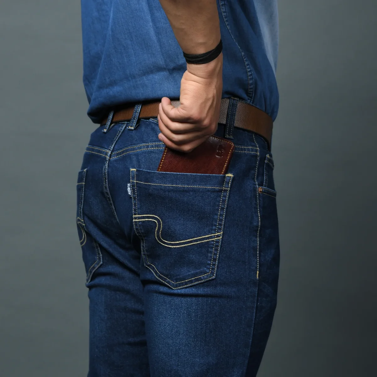 Ryan Classic Bi-Fold Wallet - Imagen 3