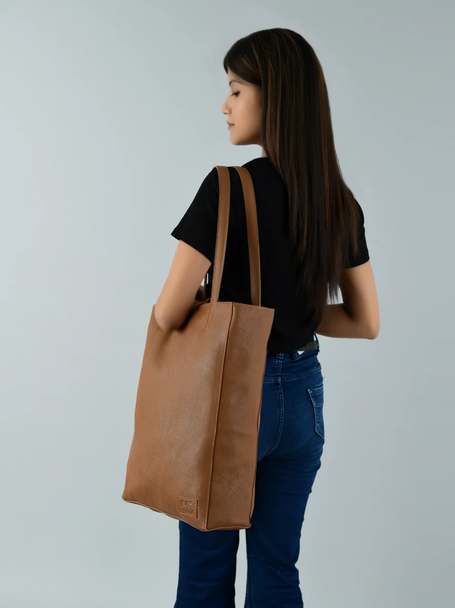 Café Chic Women's Leather Tote Bag - Imagen 3