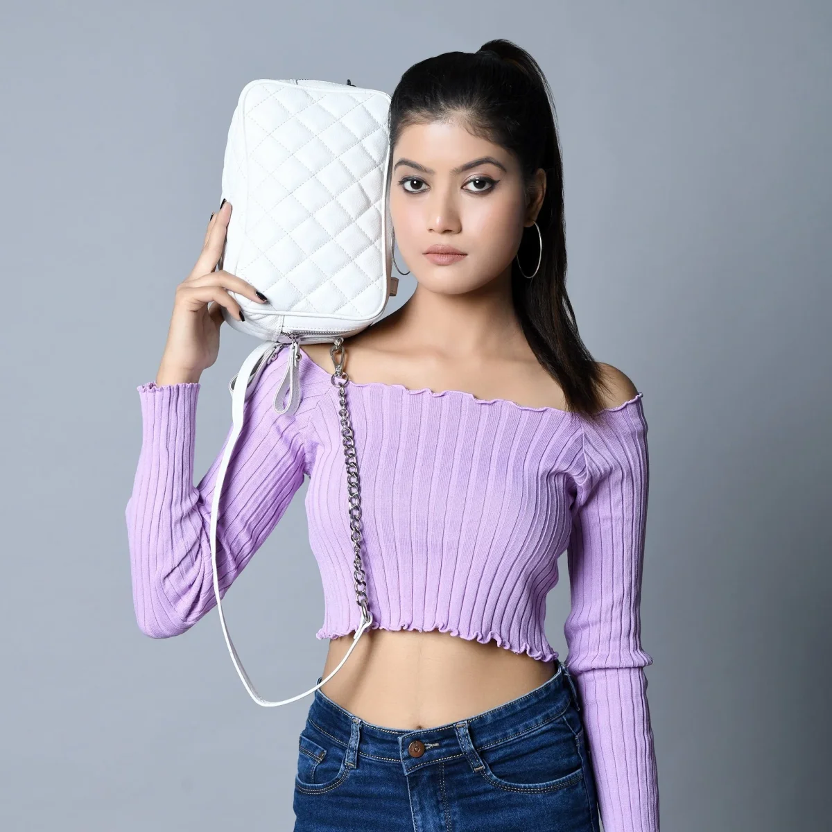 Mini Quilted Crossbody Bag, White - Imagen 4