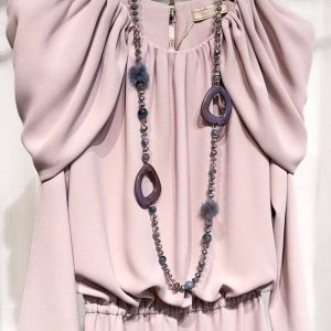 Collar piedras grises y pelo OUTLET