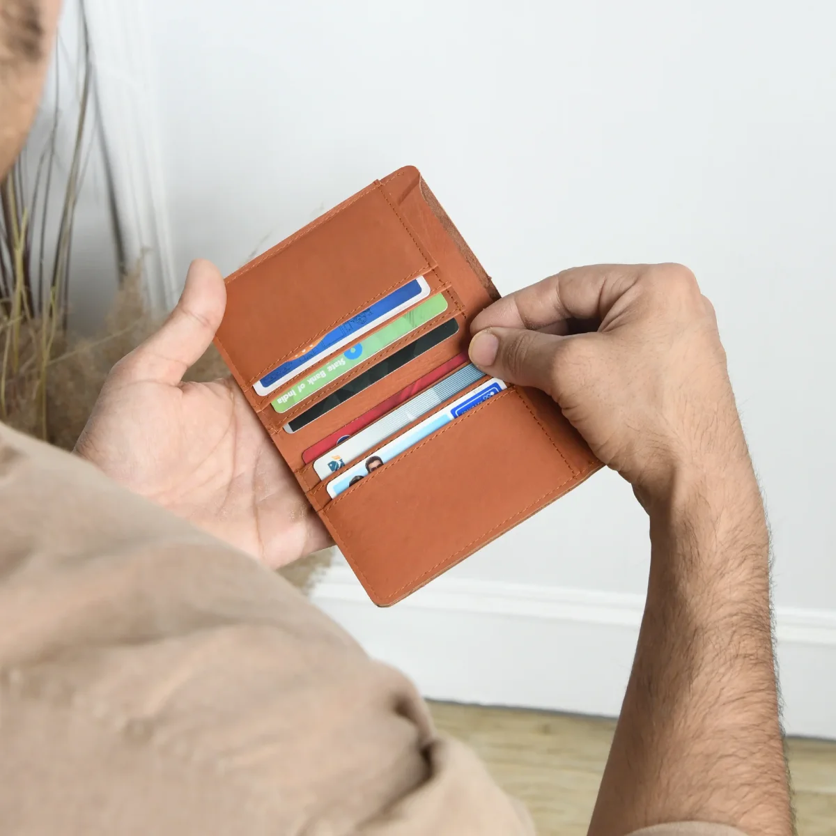 Solomon Slim Bi-fold Wallet - Imagen 5