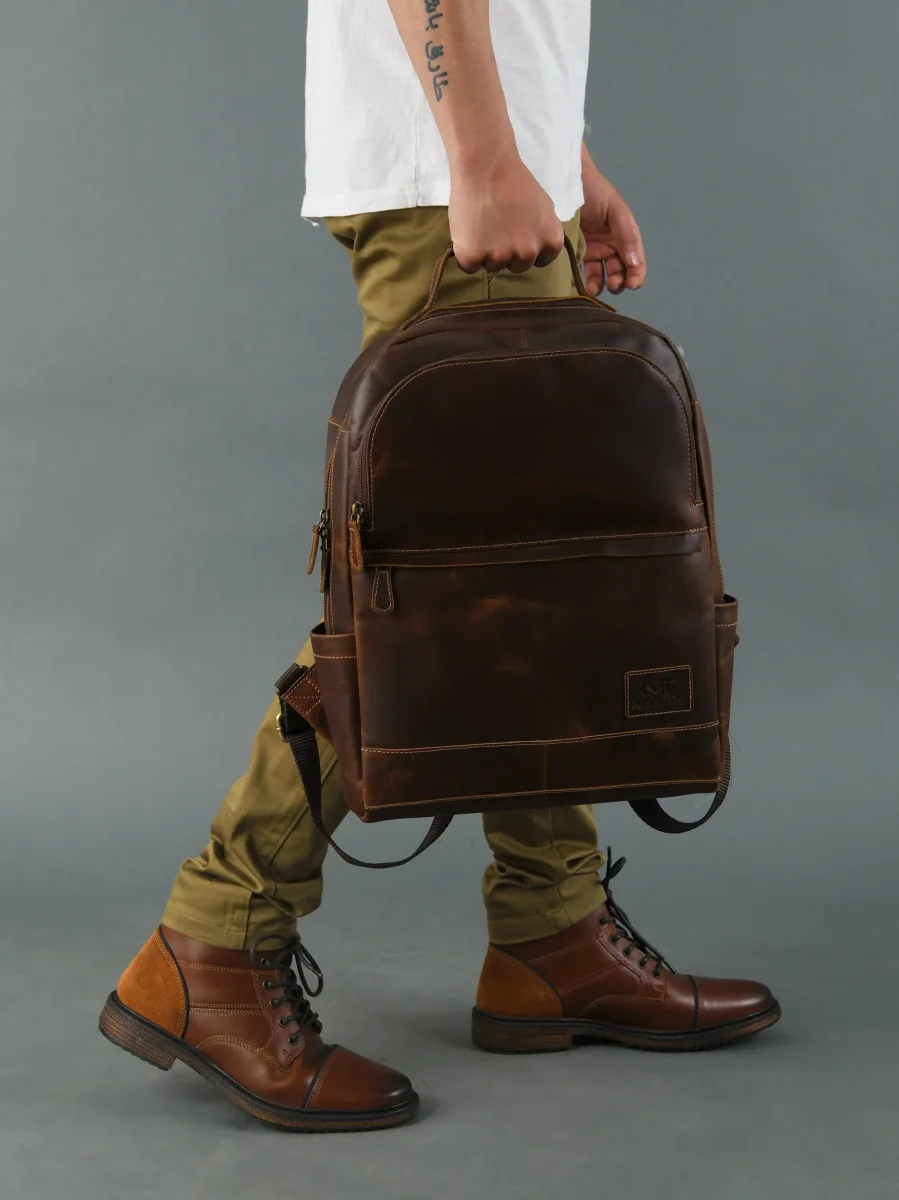 MaheTri Cambridge Unisex Buffalo Leather Backpack - Imagen 9