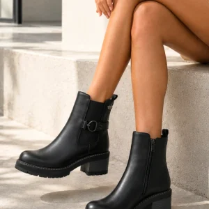 BOTINES DE MUJER CON TACÓN Y HEBILLA