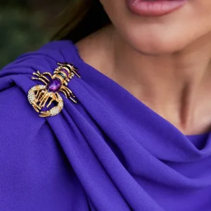 Broche Scorpios