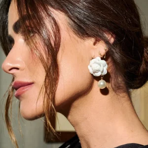 Pendientes Camelia perlitas