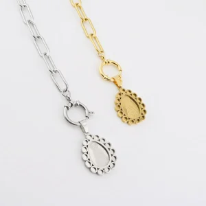 Collar Salinas