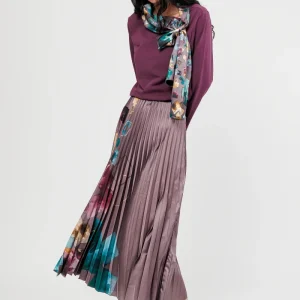Falda plisada morada