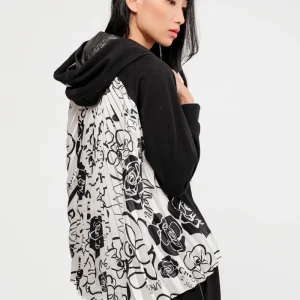 Sudadera con capucha estampada