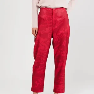 Pantalones burdeos