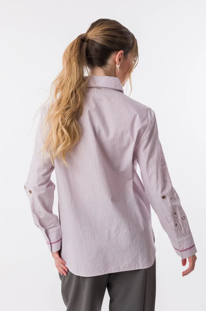 Camisa lila de rayas con detalles bordados - Imagen 9